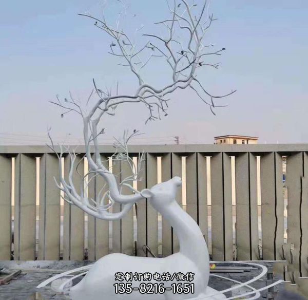 不銹鋼抽象鏤空園林景觀小品雕塑（2）