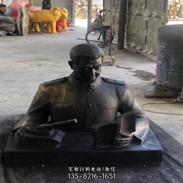 校園廣場玻璃鋼仿銅英雄戰士胸像雕塑