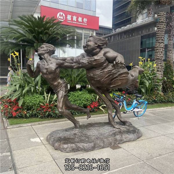 城市街道玻璃鋼仿銅奔跑的人物雕塑（1）