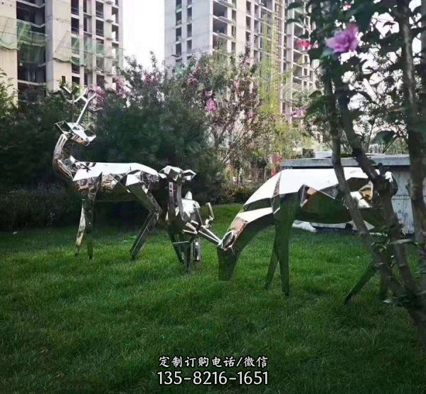 戶外創(chuàng)意不銹鋼抽象鏡面景觀雕塑（5）