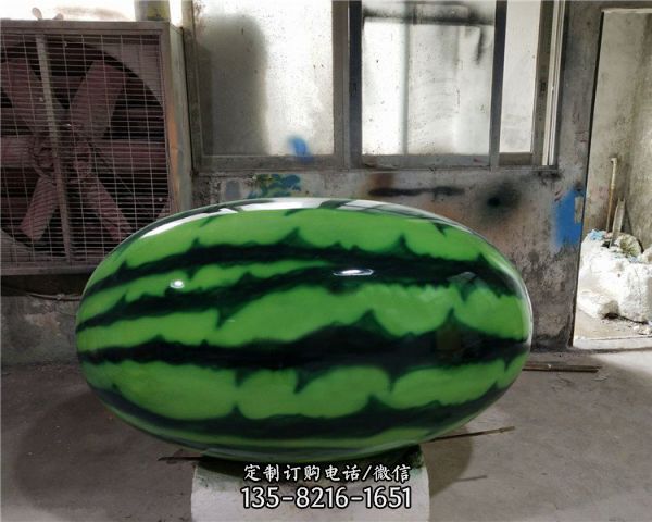 瓜果種植基地大型玻璃鋼彩繪仿真西瓜雕塑（5）