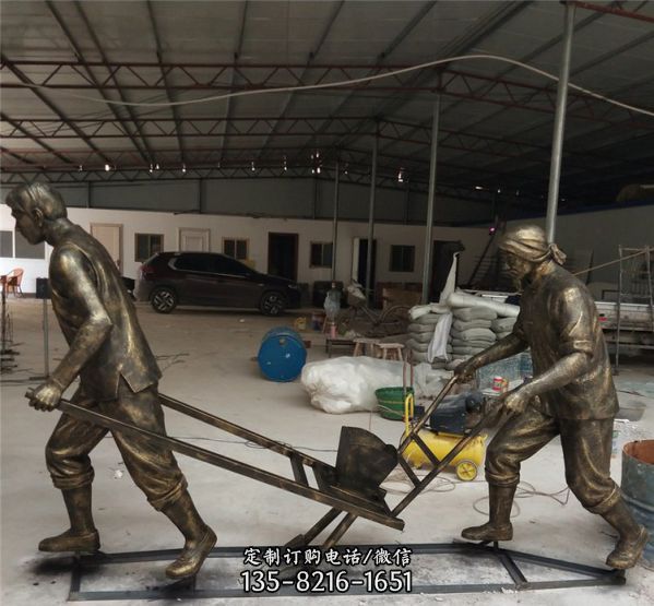 農(nóng)場擺放玻璃鋼仿銅農(nóng)耕人物雕塑小品（3）