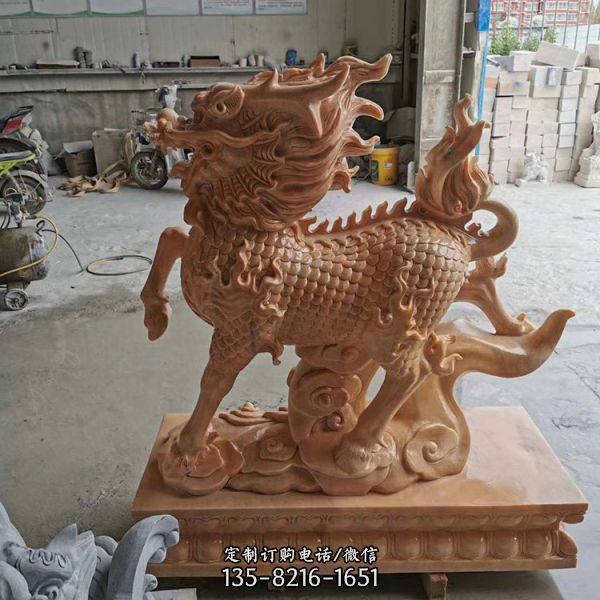 晚霞紅石雕園林浮雕庭院鎮(zhèn)宅招財麒麟擺件