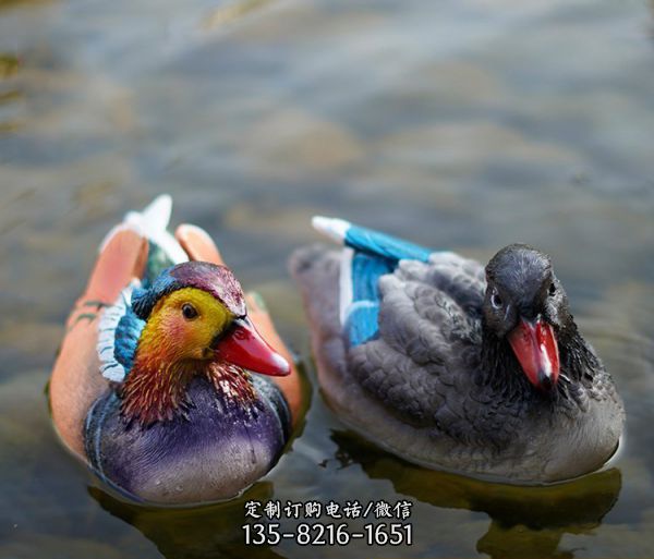 花園水景池塘動物擺件玻璃鋼仿真鴛鴦雕塑（1）