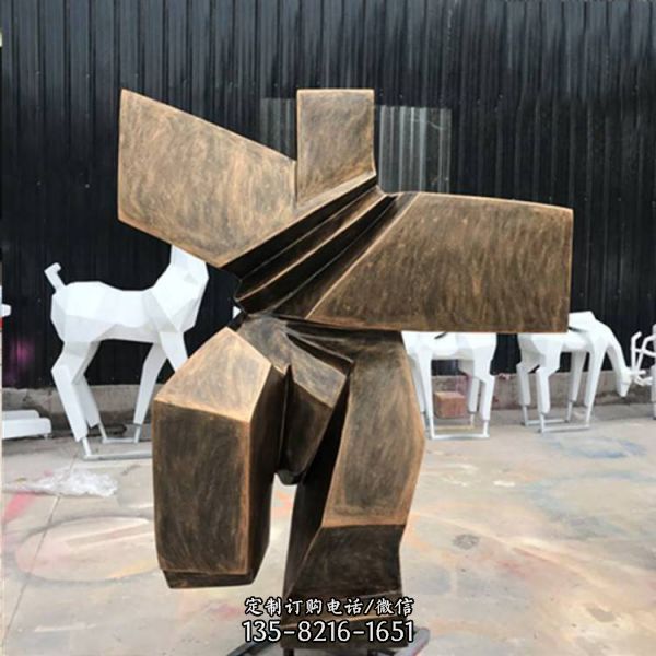 方塊舊木紋玻璃鋼仿銅打太極的抽象人物雕塑（3）