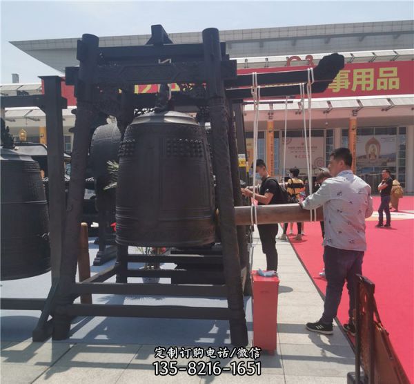 寺廟擺放鑄造平安銅鐘雕塑 （2）