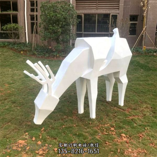 公園景區玻璃鋼卡通動物雕塑 （4）