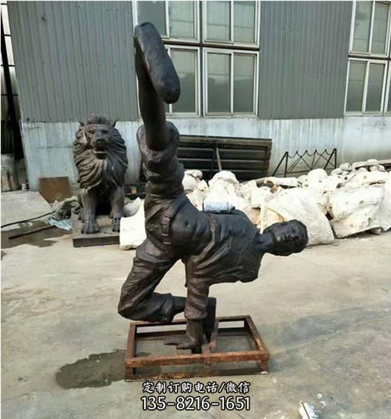 校園體育主題戶外操場擺件玻璃鋼仿銅運動人物雕塑（1）