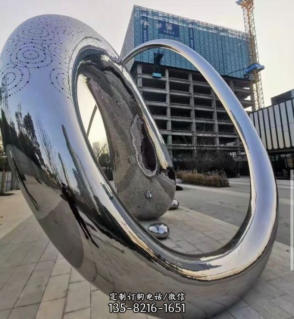 戶外不銹鋼鏡面抽象景觀雕塑（3）