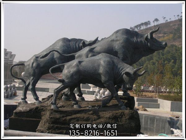 戶外廣場(chǎng)大型十二生肖牛雕塑