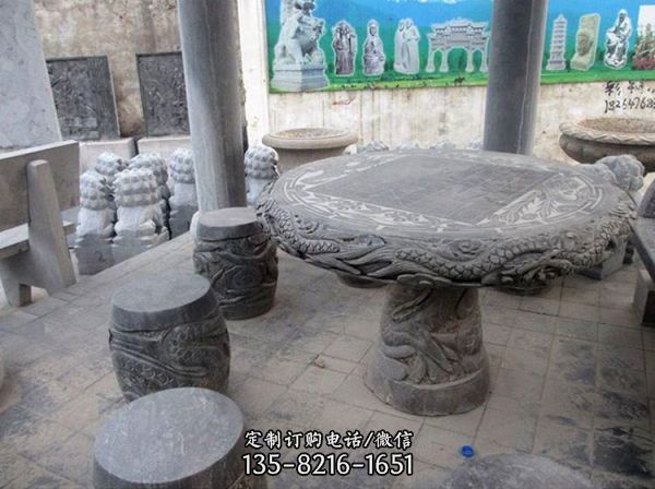  涼亭內(nèi)擺設(shè) 青石雕刻石桌石凳雕塑（2）