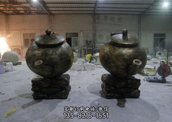戶外公園擺放大型玻璃鋼仿銅茶壺雕塑 （3）