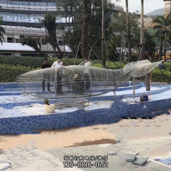 不銹鋼鏡面跳躍的海豚城市廣場雕塑（3）