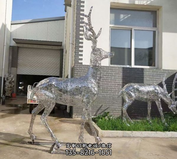  不銹鋼鏡面鏤空鹿廣場草地擺件雕塑（5）