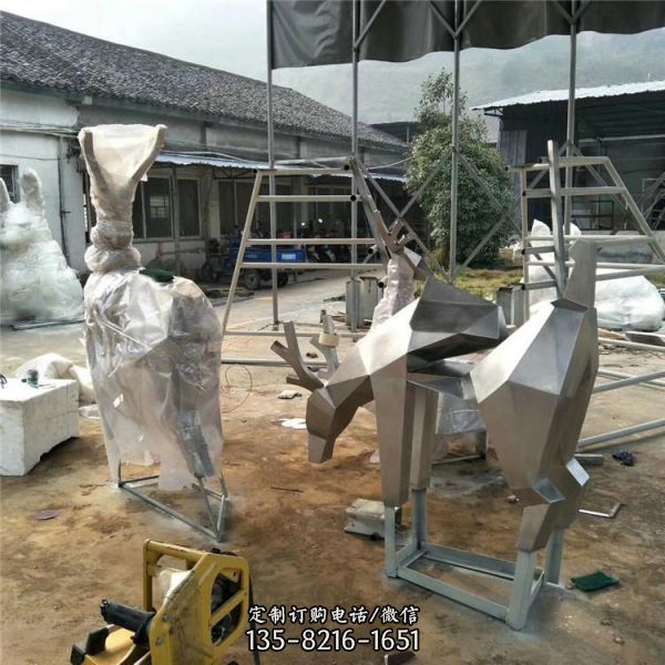 公園草坪不銹鋼幾何抽象鹿雕塑（3）