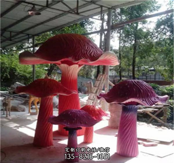 游樂園植物景觀玻璃鋼彩繪創(chuàng)意蘑菇雕塑美陳裝飾擺件（3）