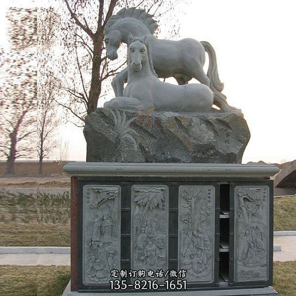 公園大型石雕奔騰的馬雕塑（4）