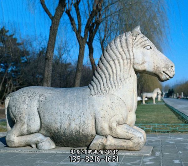 公園大型石雕奔騰的馬雕塑（2）