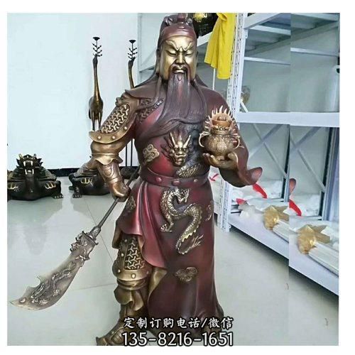 寺廟室內擺放關圣帝君鑄銅神像（3）