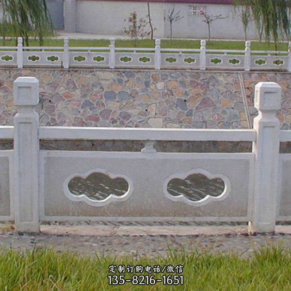 大理石花崗巖浮雕線雕欄桿陽臺和導(dǎo)師石柱圍欄石材