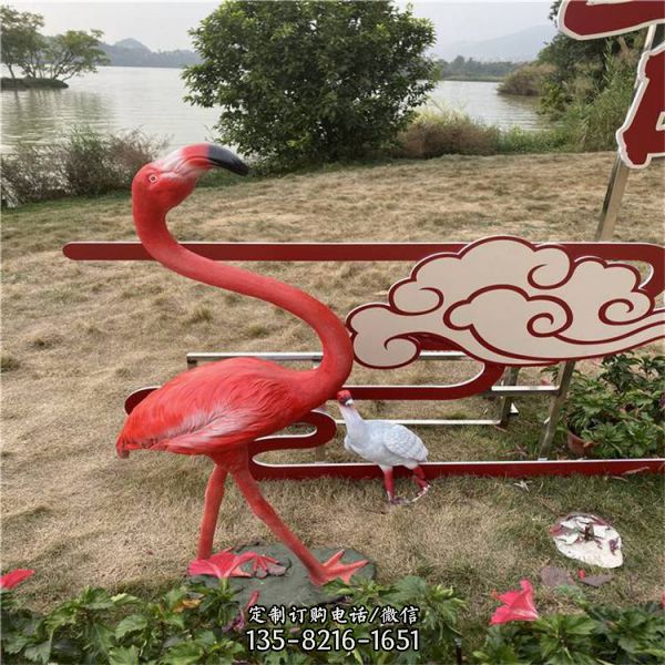 公園草坪擺放玻璃鋼仿真火烈鳥仙鶴動物雕塑（3）