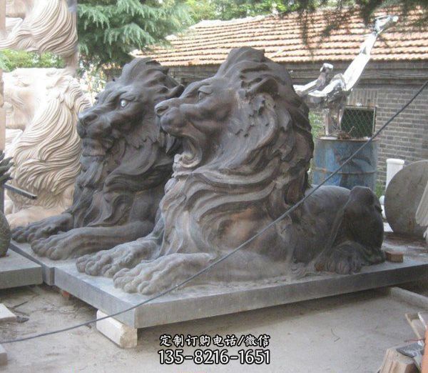 酒店門前擺放獅子鑄銅動物雕塑（2）