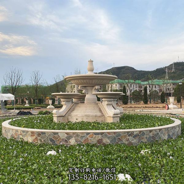 小區(qū)廣場(chǎng)擺放歐式黃銹石噴泉水景雕塑（1）