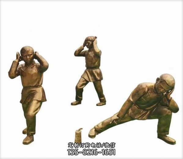 廣場景觀玻璃鋼仿銅童趣人物雕塑（1）