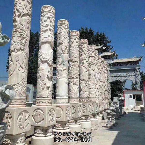 廣場景區(qū)擺放石雕文化龍柱子（4）