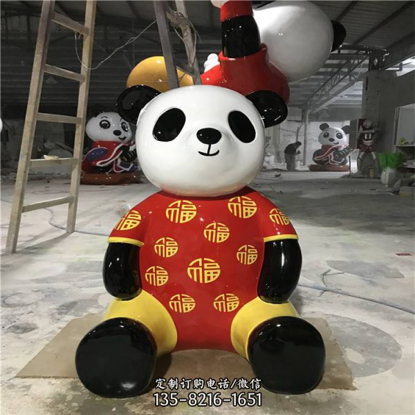 商廈大型玻璃鋼卡通創意功夫熊貓雕塑（1）