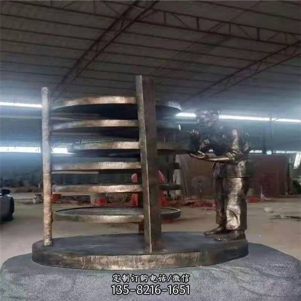 街道創(chuàng)意玻璃鋼民俗小品人物雕塑 （2）