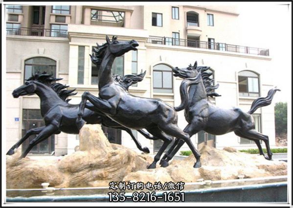 廣場街道玻璃鋼仿銅戶外大型馬雕塑（4）