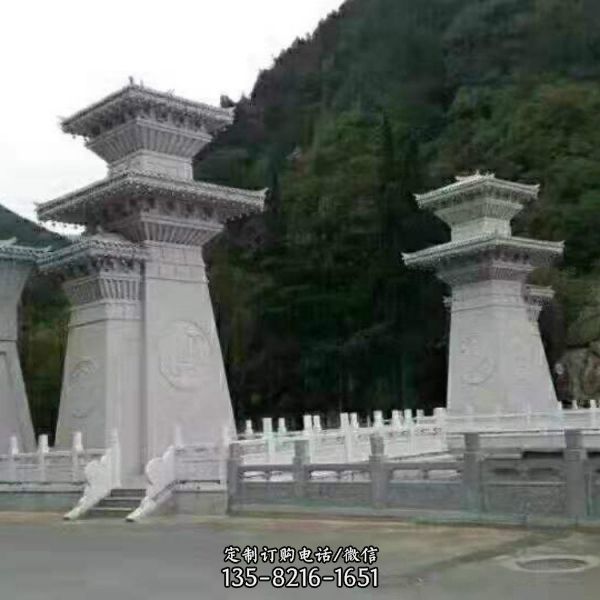 公園景區擺放青石花崗巖雕刻龍柱（2）