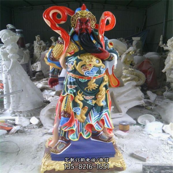 景區(qū)寺院擺放鑄銅關(guān)公佛像（3）