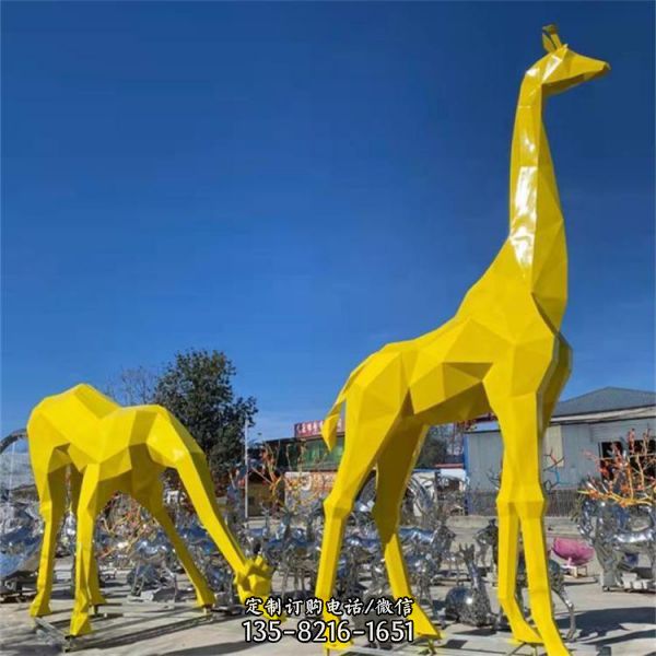 公園大型玻璃鋼卡通抽象動物擺件（1）