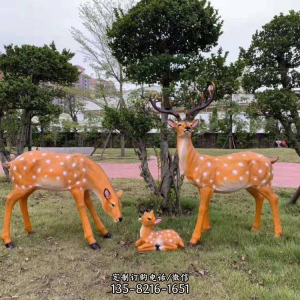 戶外園林玻璃鋼仿真動物梅花鹿雕塑（1）