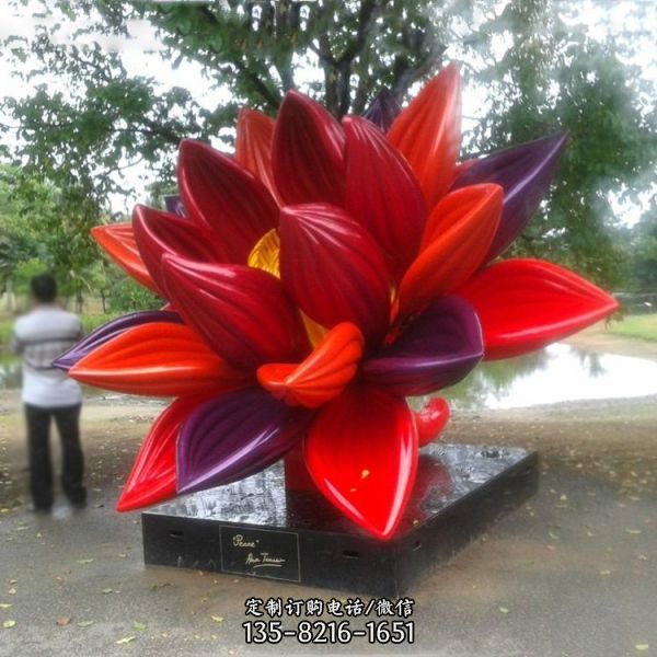廣場大型不銹鋼鏤空鐵藝工藝品仿真花朵雕塑