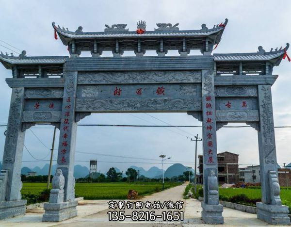 寺院景區(qū)入口擺放青石浮雕仿古建門樓牌坊（3）