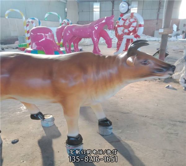 仿真黃牛玻璃鋼動物雕塑（2）