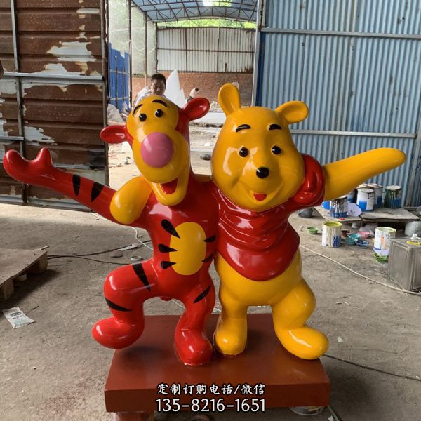 游樂(lè)場(chǎng)幼兒園落地?cái)[件玻璃鋼卡通公仔雕塑（2）
