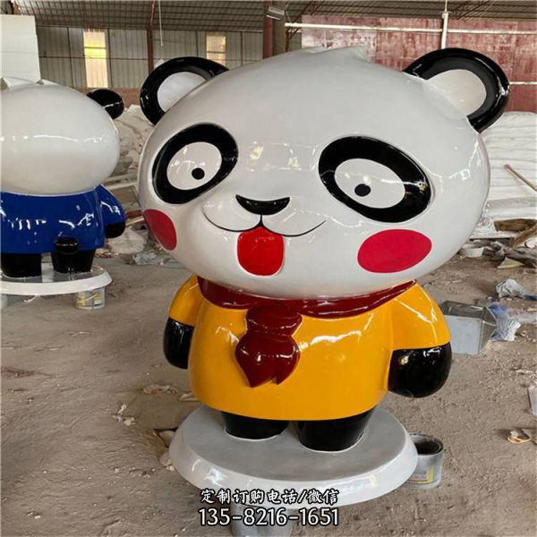 戶外游樂場擺放玻璃鋼卡通熊貓公仔雕塑