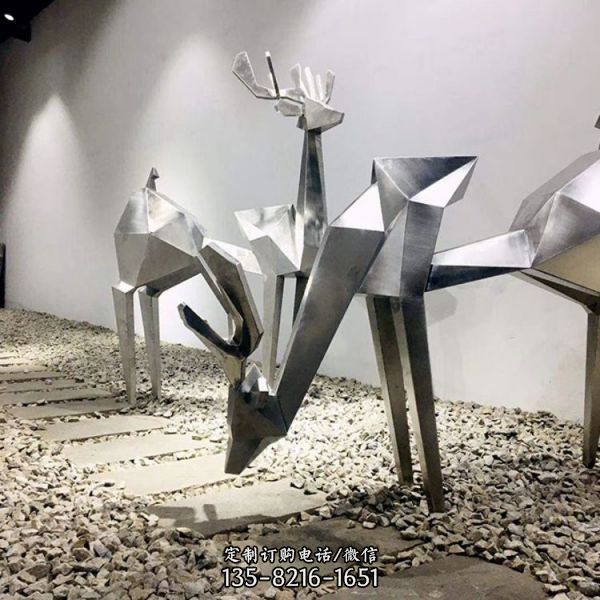 別墅酒店創(chuàng)意不銹鋼鏤空戶外大型梅花鹿雕塑（4）