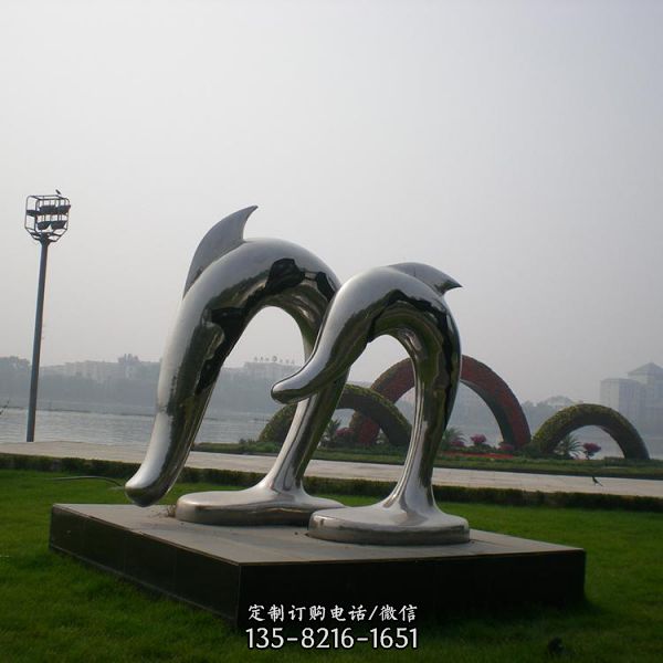 景區廣場不銹鋼鏡面海豚動物景觀雕塑（4）