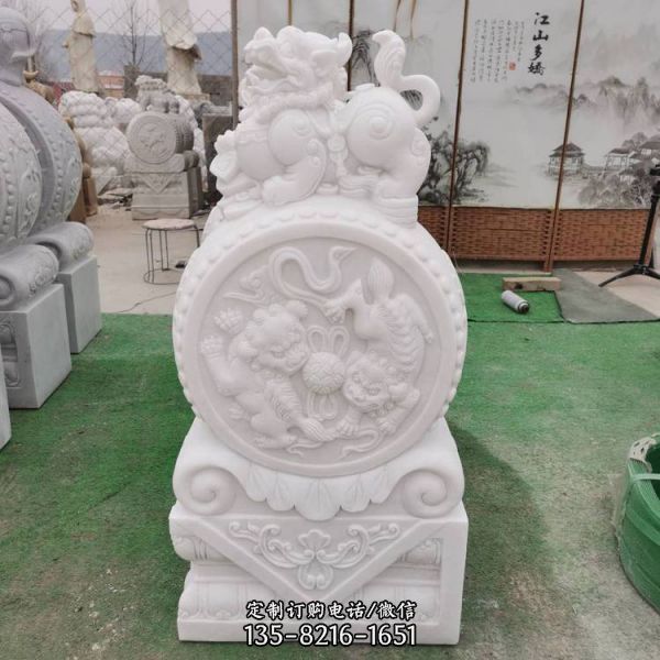 漢白玉石雕浮雕別墅小區抱鼓石雕塑