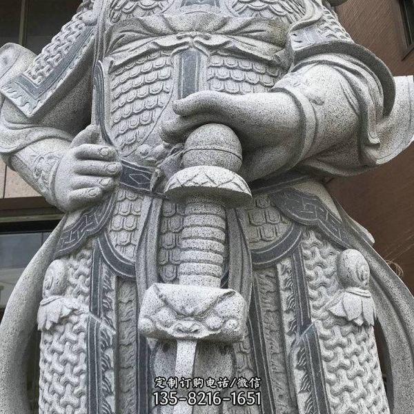 寺院擺放大刀關羽站像青石雕刻韋陀佛像（6）