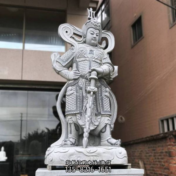 寺院擺放大刀關羽站像青石雕刻韋陀佛像（5）