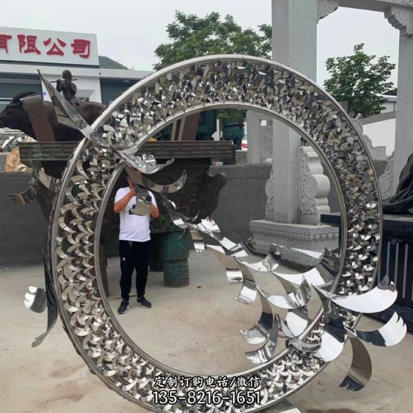 戶外不銹鋼鏤空景觀擺件圓環月牙雕塑（5）