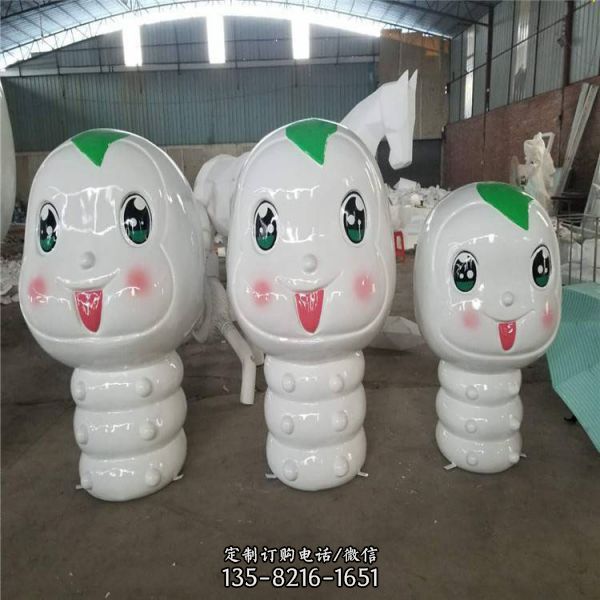 動(dòng)物園玻璃鋼卡通彩繪蠶寶寶雕塑（5）