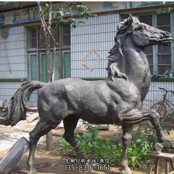 玻璃鋼仿銅戶外大型景觀飛馬雕塑（4）