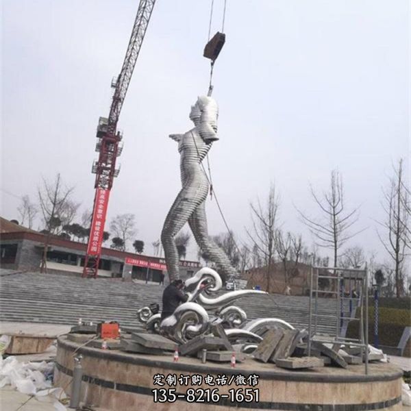 不銹鋼鏡面抽象人物雕塑廣場公園景觀擺件（3）